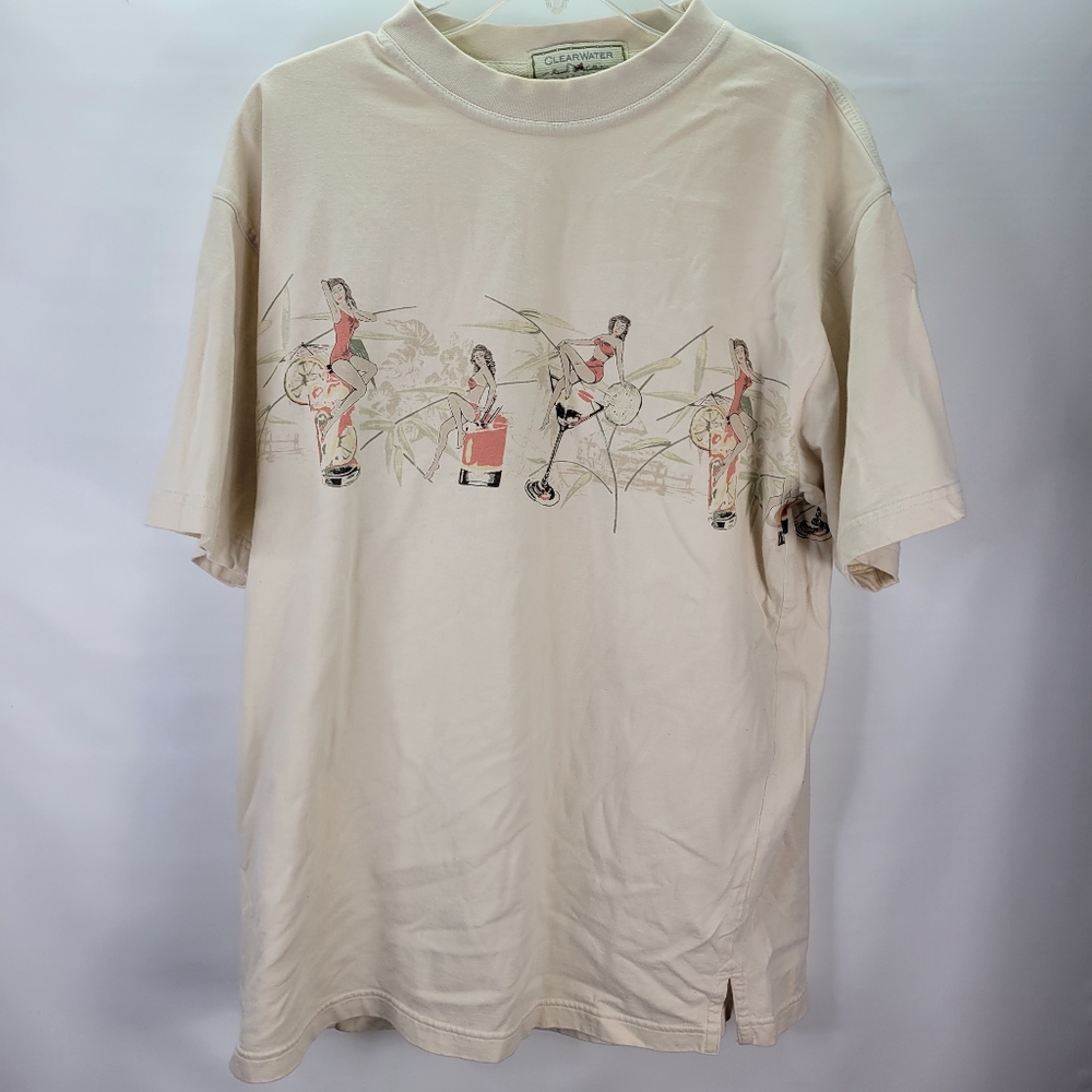Clear Water Outfitters Resort Collections Pinup Girl T Shirt Cream/Shell Medium